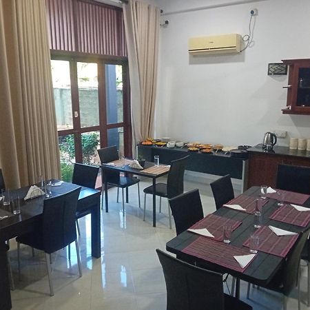Hotel Blue Bird Νεγκόμπο Εξωτερικό φωτογραφία