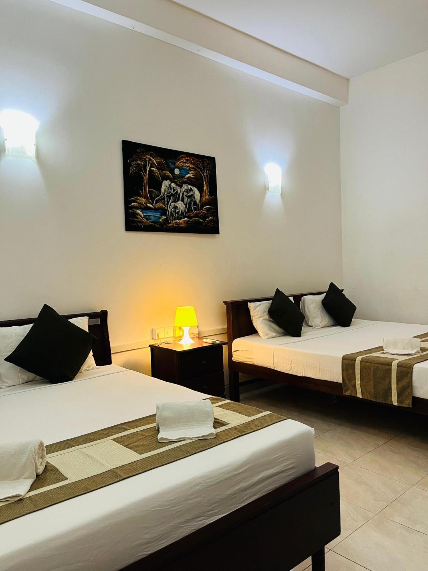 Hotel Blue Bird Νεγκόμπο Εξωτερικό φωτογραφία